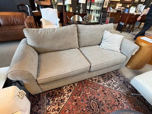 April Wk1 Pottery Barn Sofa Roller Arm Grey Fabric - $888